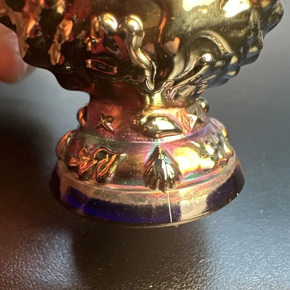 St. Clair Amethyst Carnival glass Toothpick Holder Nautilus seaweed eye cup mini